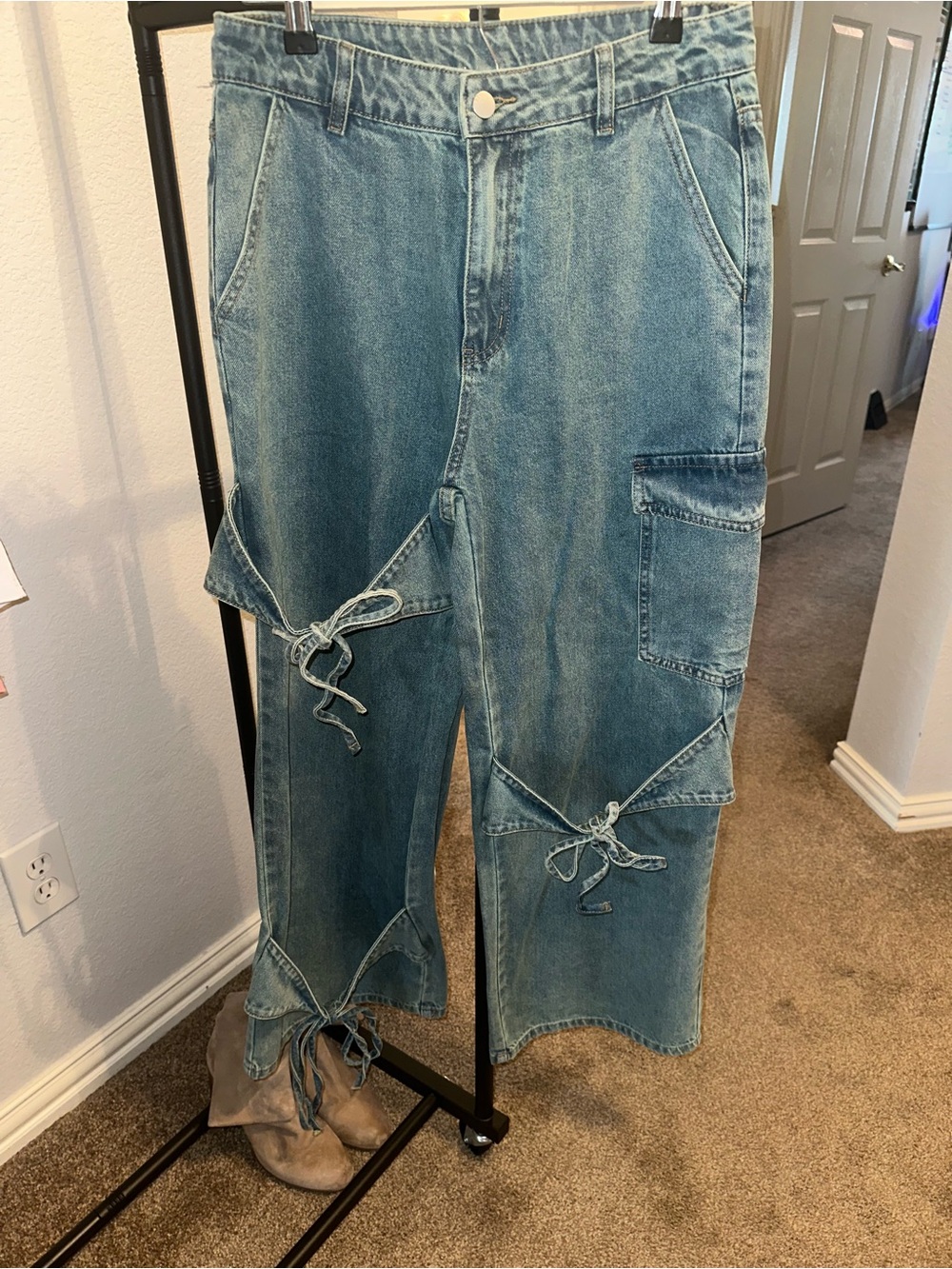 Cider Tie-Detail Wide Leg Denim Cargo Pants - Blue